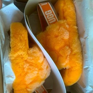 COPY - Kids size 13 ugg sandals.